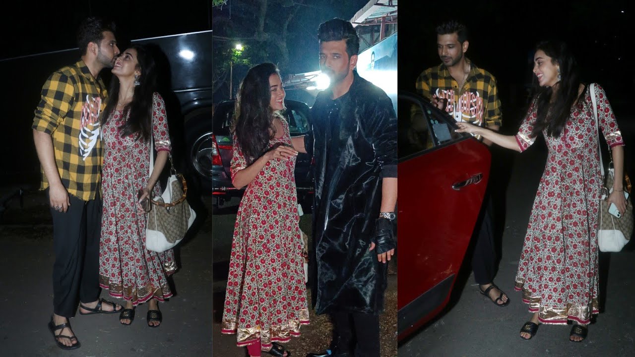 Exclusive :- Tejasswi Prakash arrives to pick up Karan Kundrra on the sets of Lockup.