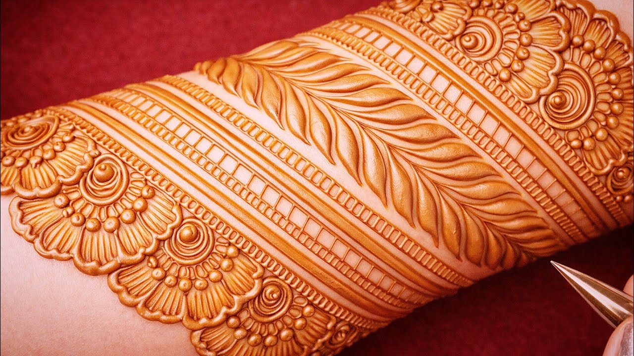 Light brown Bracelet Mehndi Design Front Hand Simple Aesthetic Mehndi Design #mehndidesign #mehndi