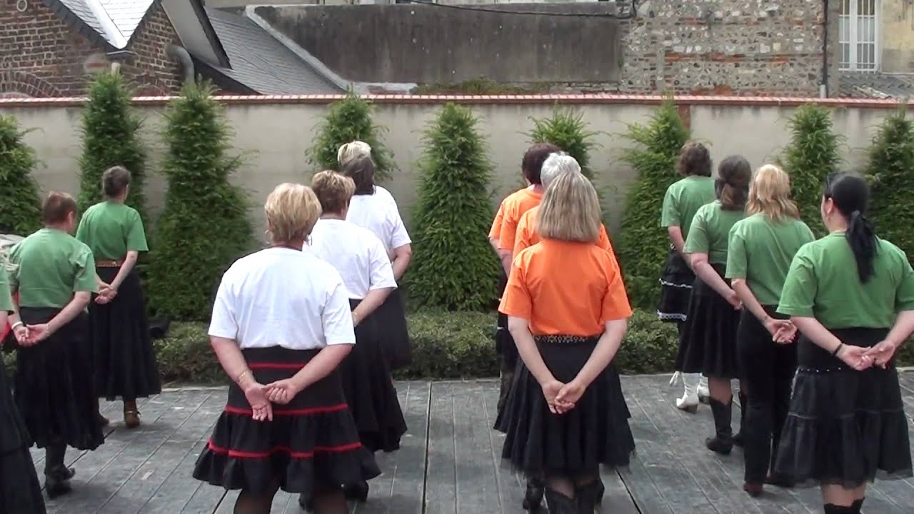 DANCING VIOLINS line dance