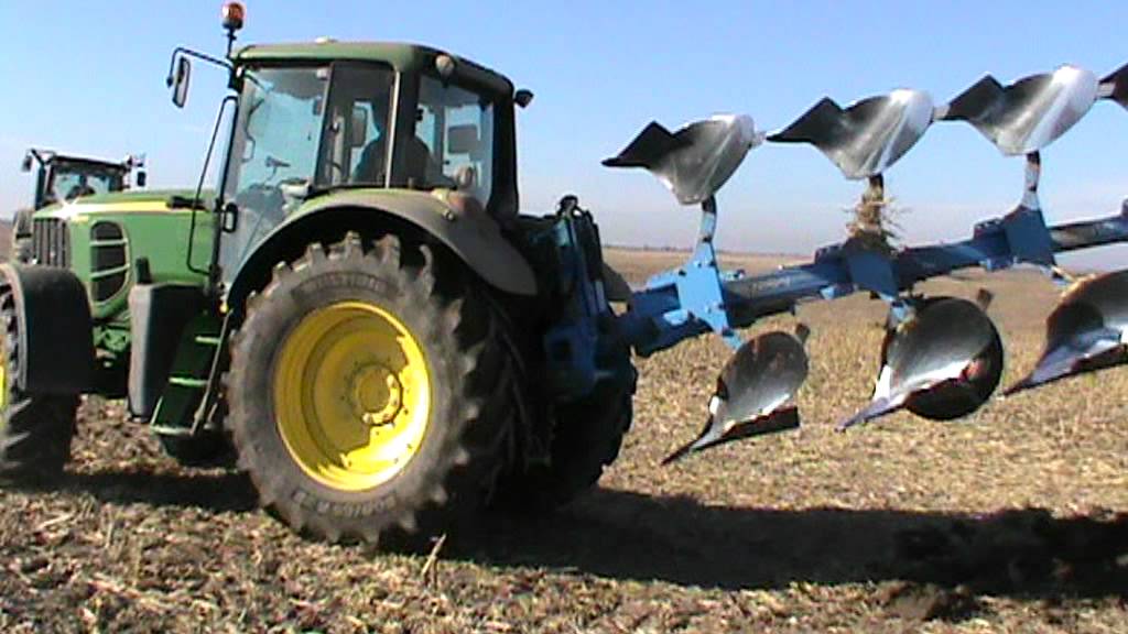 Ferma Stanescu   Izvoru AG RO   Ogor 28 noiembrie 2011 arat4  John Deere 7730 + Kuhn, John Deere 6930 + Lemken