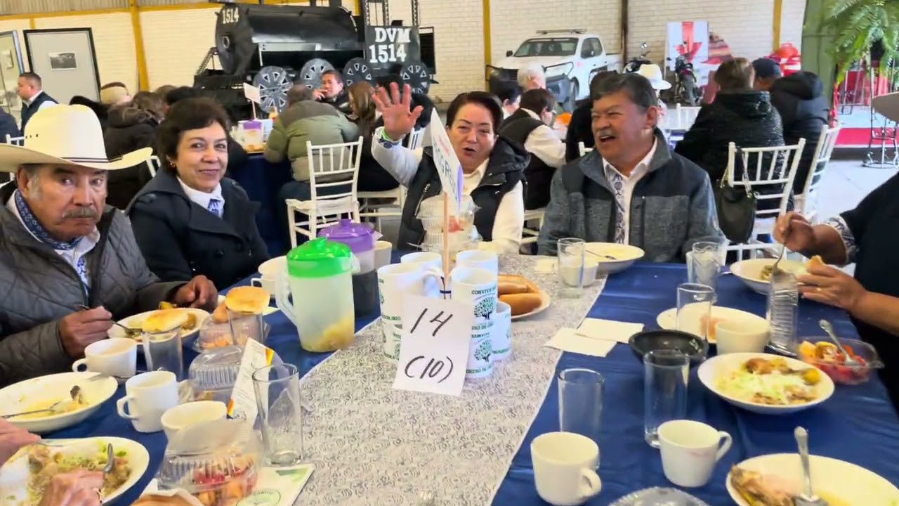 Desayuno ando en uno de los municipios a Jóvenes de Hidalgo