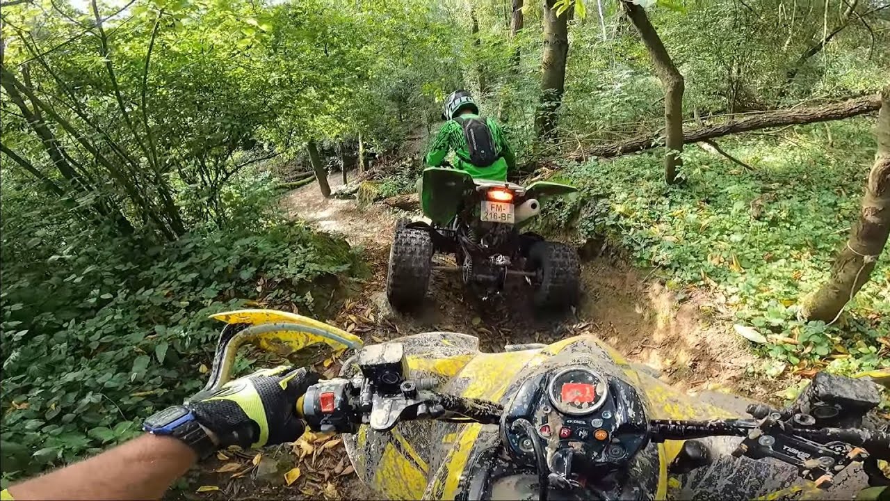 kymco maxxer 300 : 5 QUADS SUR UN CHEMIN TECHNIQUE