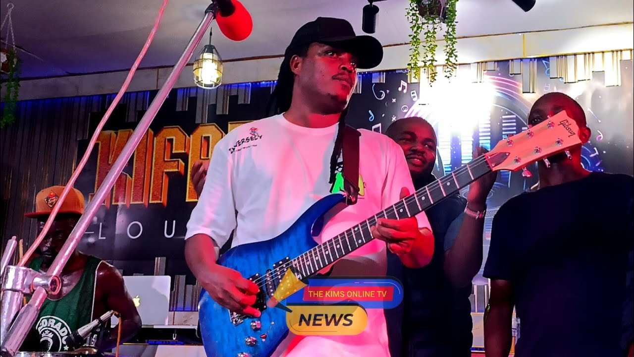 SEE WHAT MAIMA KITHUNGO RAHA DID TO HIS FANS  WHILE PERFORMING HIS FAVOURITE SONGS 