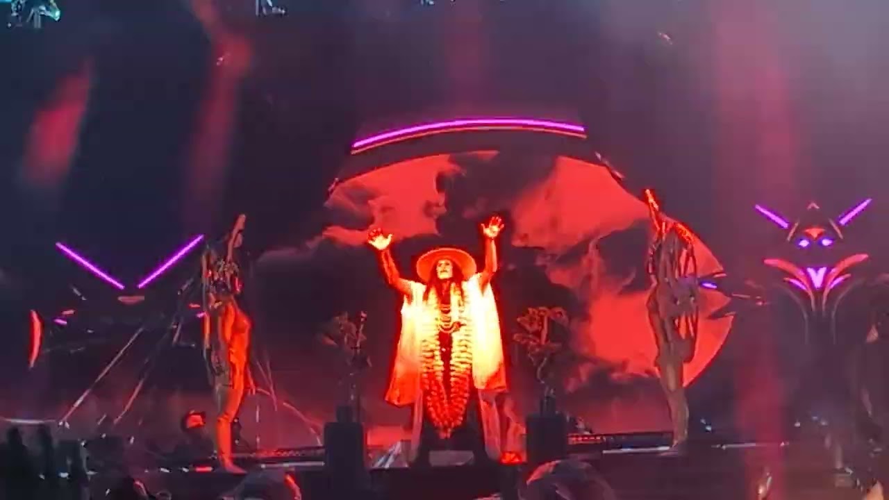 Empire of the Sun - Standing on the Shore & Alive