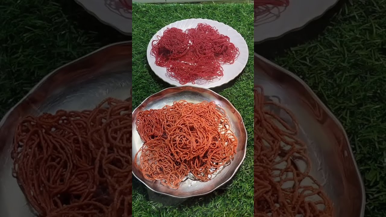 बिना कलर डाले बनाइए टमाटर के कुड़लई पापड़। |Homemade Tomato Papad Recipe 🍅