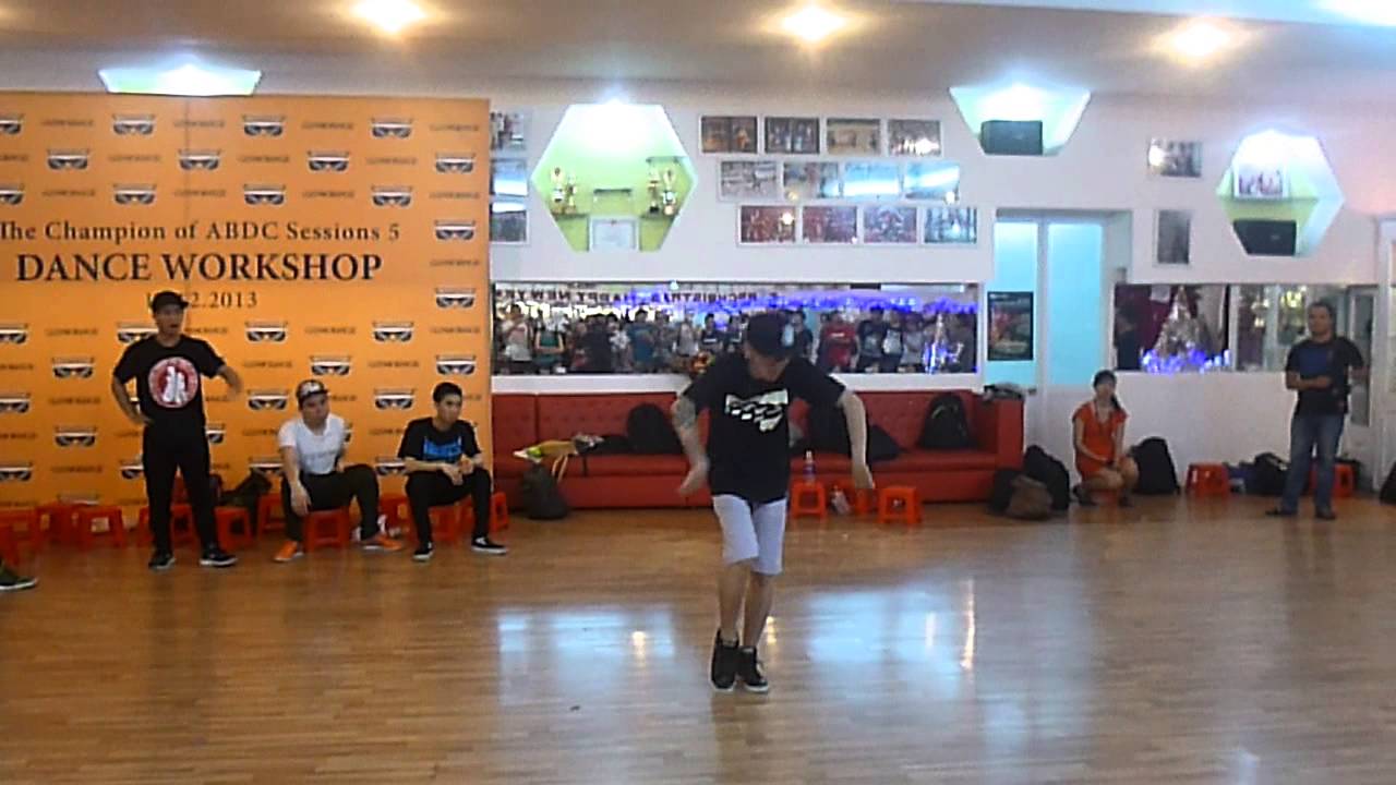 Poreotics in Vietnam | Freestyle at the Workshop