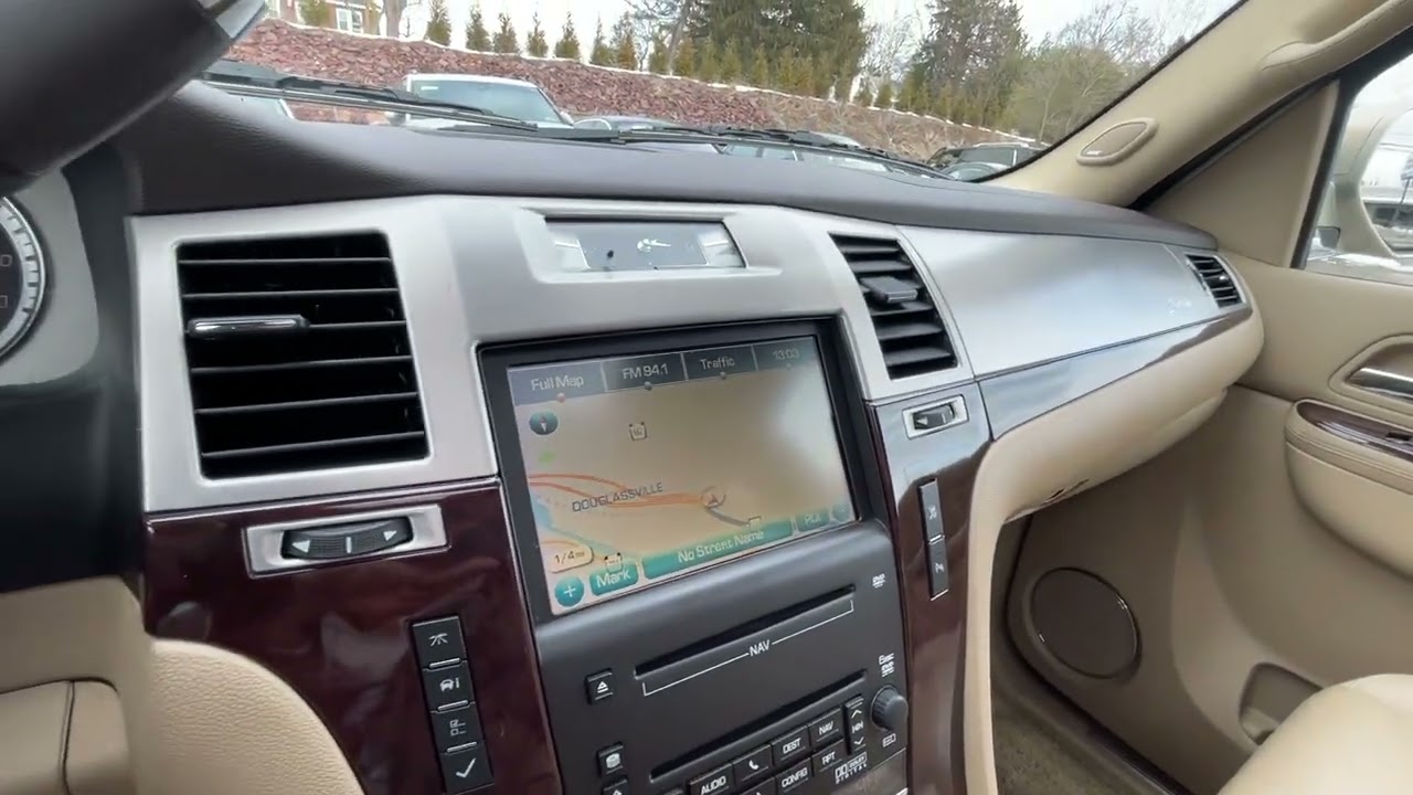 2010 Cadillac Escalade Functions