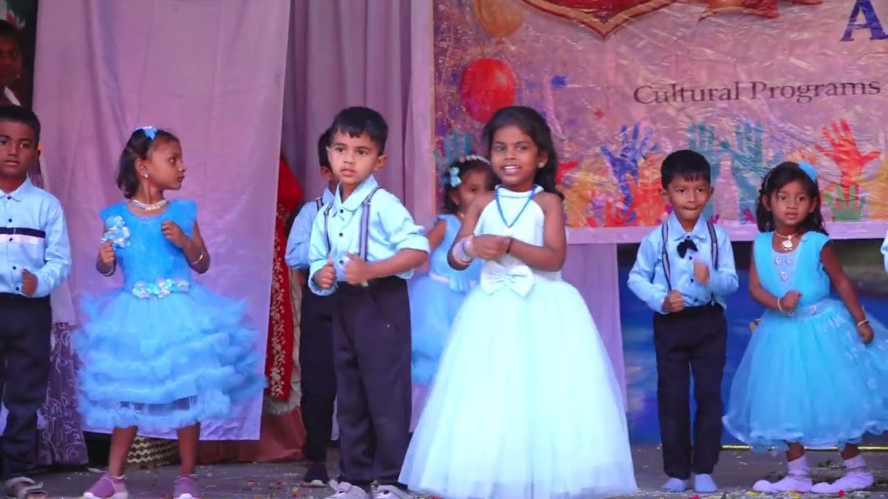 zoobi doobi song from 3 idiots movie JEEVANANDA EM SCHOOL DHARMAVARAM
