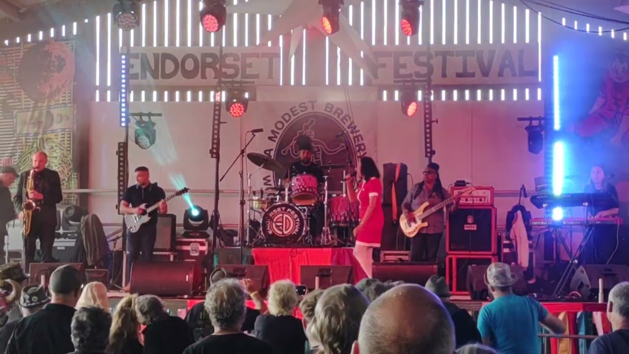 Rhoda Dakar at Endorset Festival - Sailing