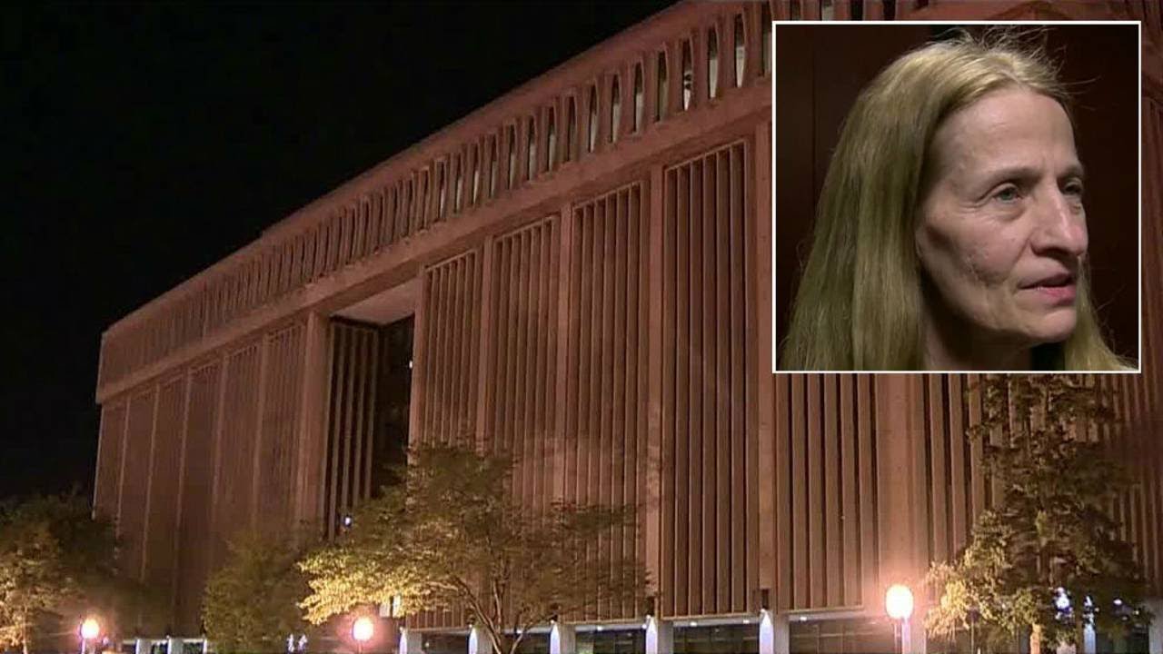 Macomb County employee calls 911 on Clerk Karen Spranger