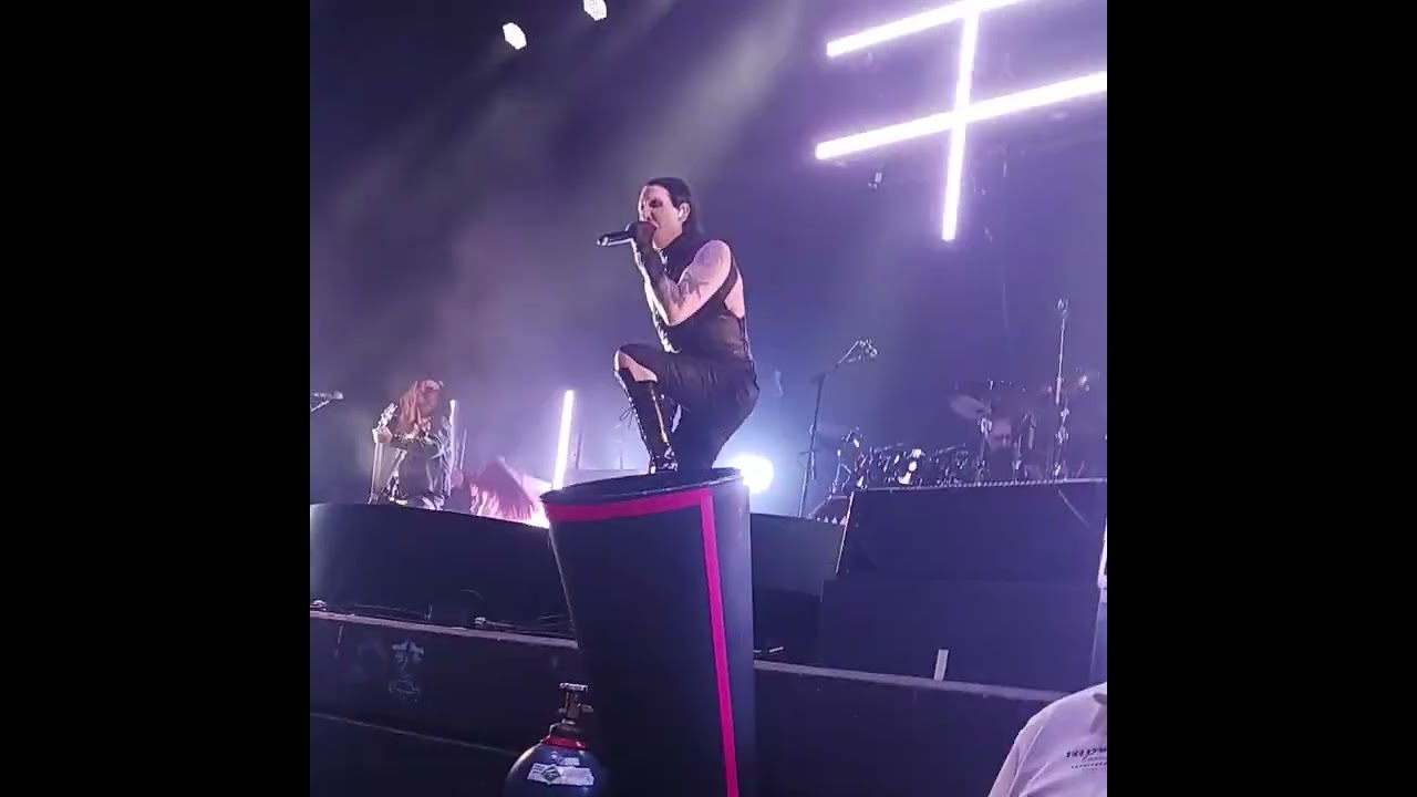Marilyn Manson 8.10.24 St. Louis Angel with the scabbed wings