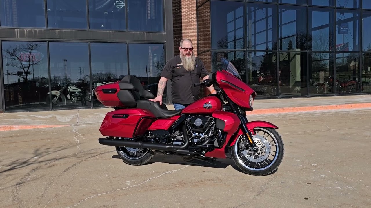 2026 Harley-Davidson Street Glide Limited Brilliant Red Black Trim
