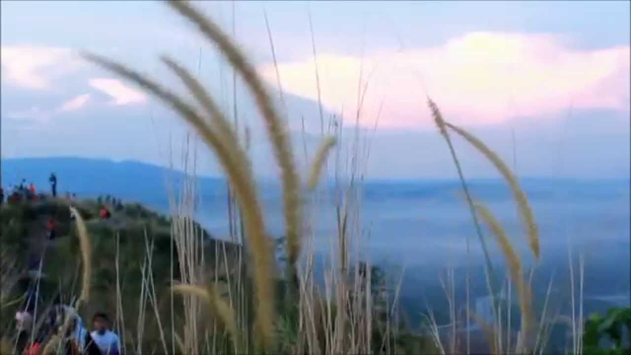 Premiere Outdoor Sports: Hiking Broga Hill