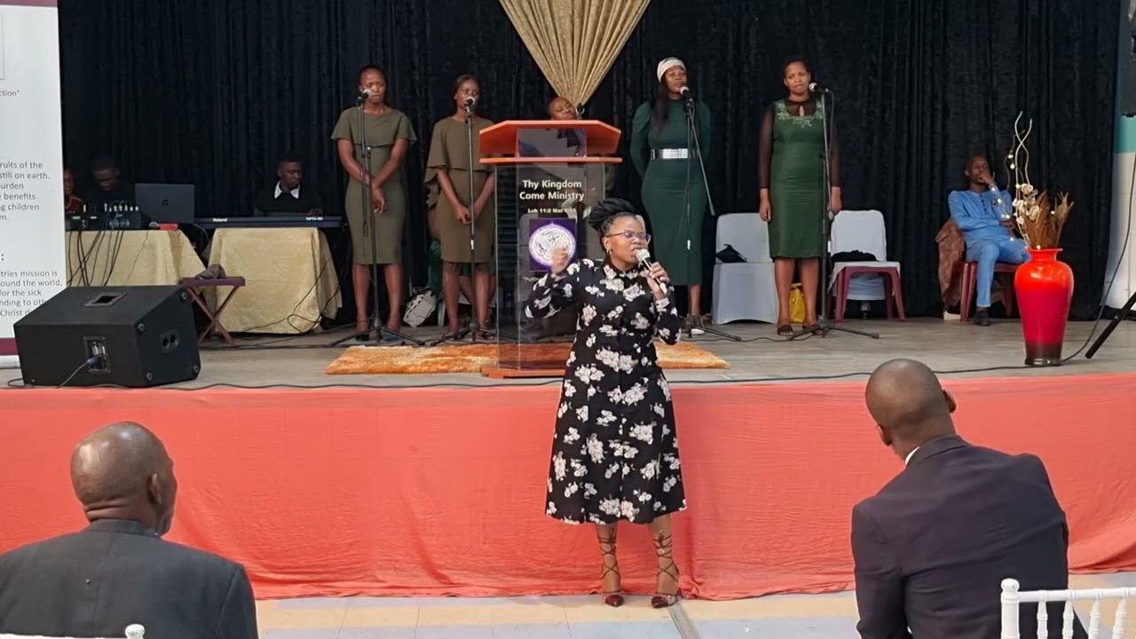 Papama Mbotho - Zincane Izibongo Zam | Naku Ukuvuka Komzimba