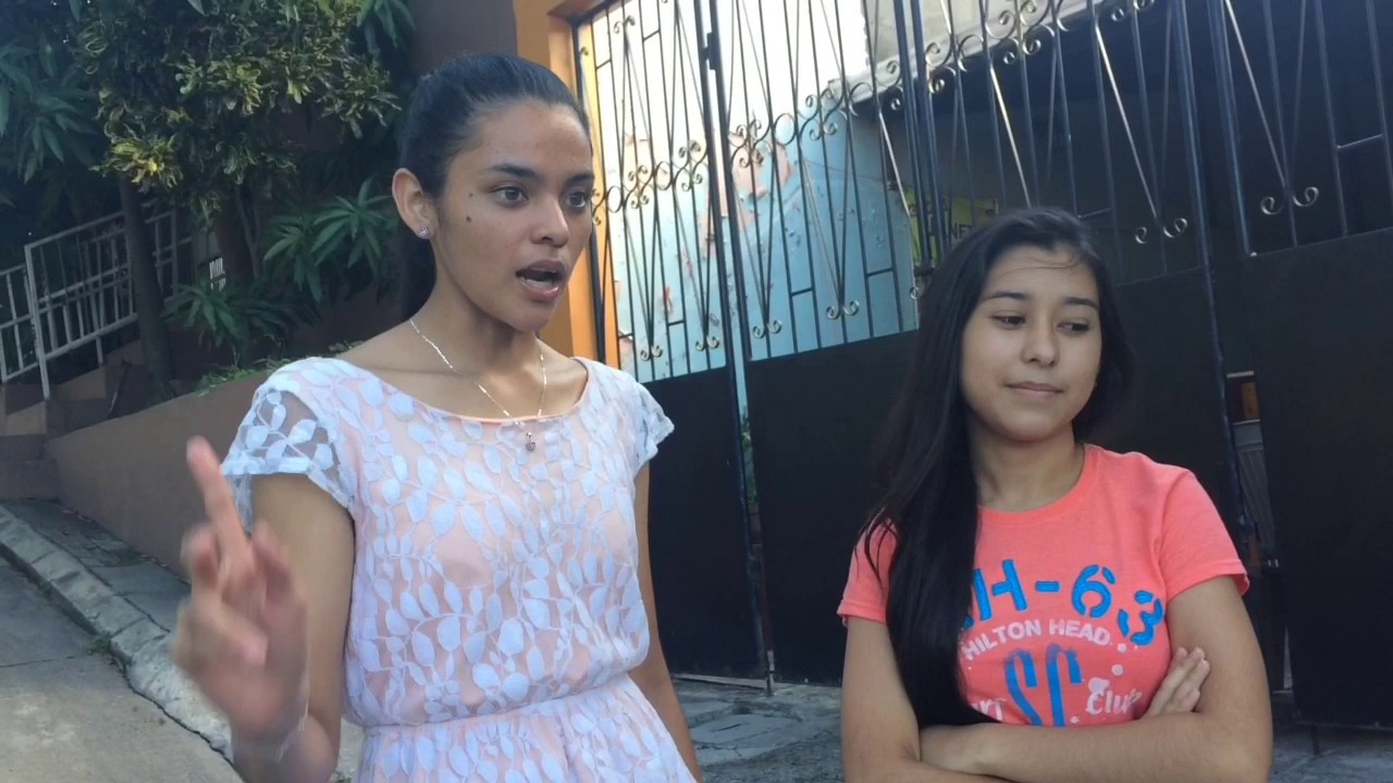 VIVIENDO A LO CATRACHO (Pel&iacute;cula)