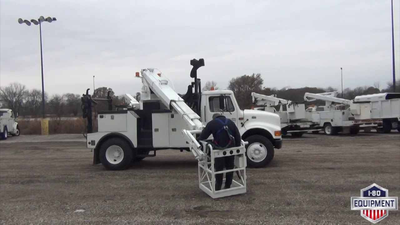 2000 International 4700 4x2 Altec AT37G Cable Placer - ST#694086