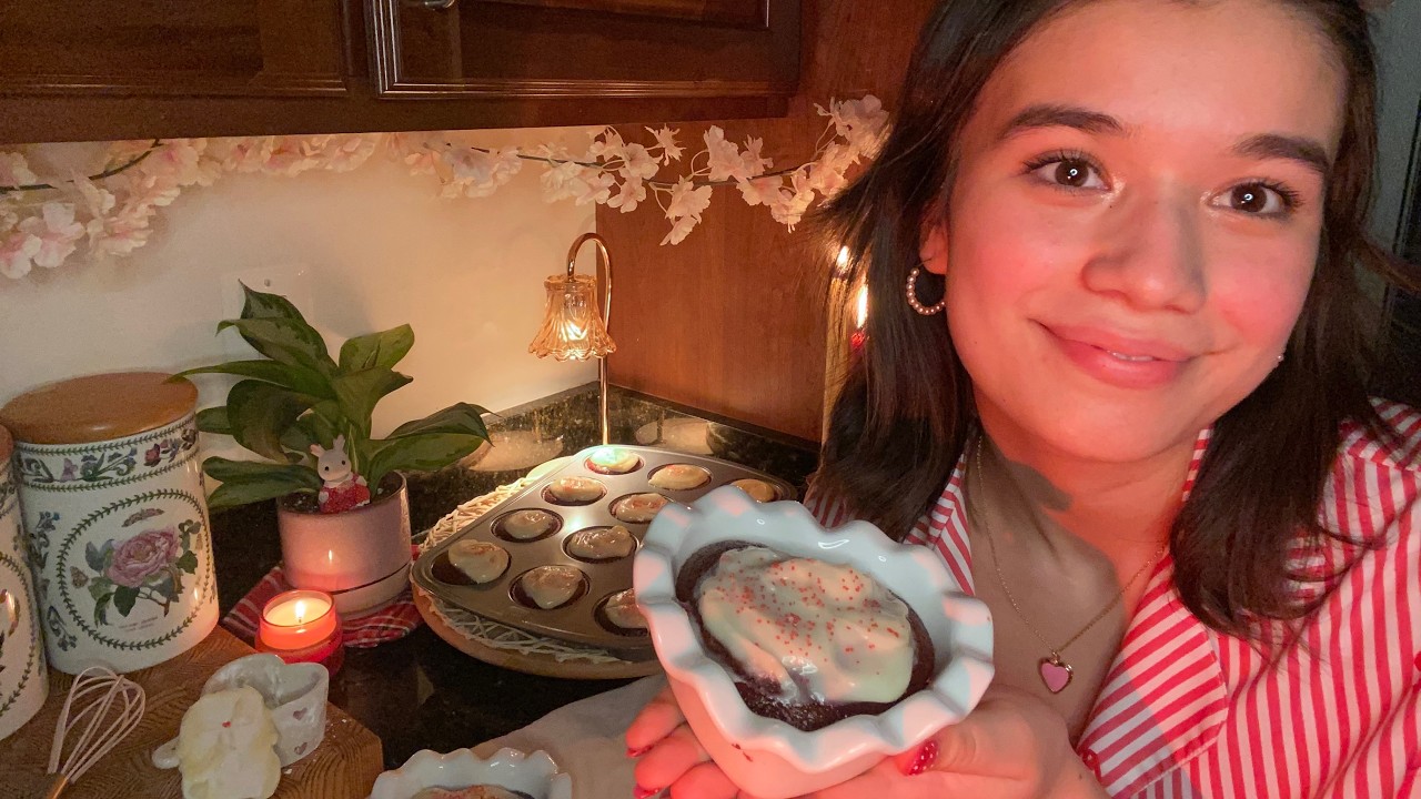 ASMR Baking Red Velvet Cupcakes for Valentine's Day 💕🧁 🎀