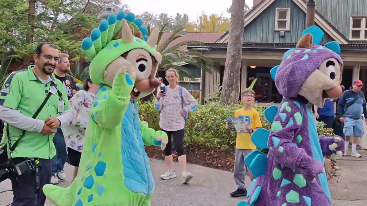 Disneys Animal Kingdom Tour 2026, Farewell Dinosaur land, Dinosaur ride & welcome Tropical America's
