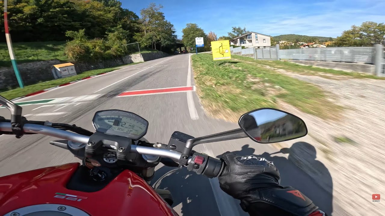 Amate i cordoli??? Passo dello Spino in Moto... è sempre bello...