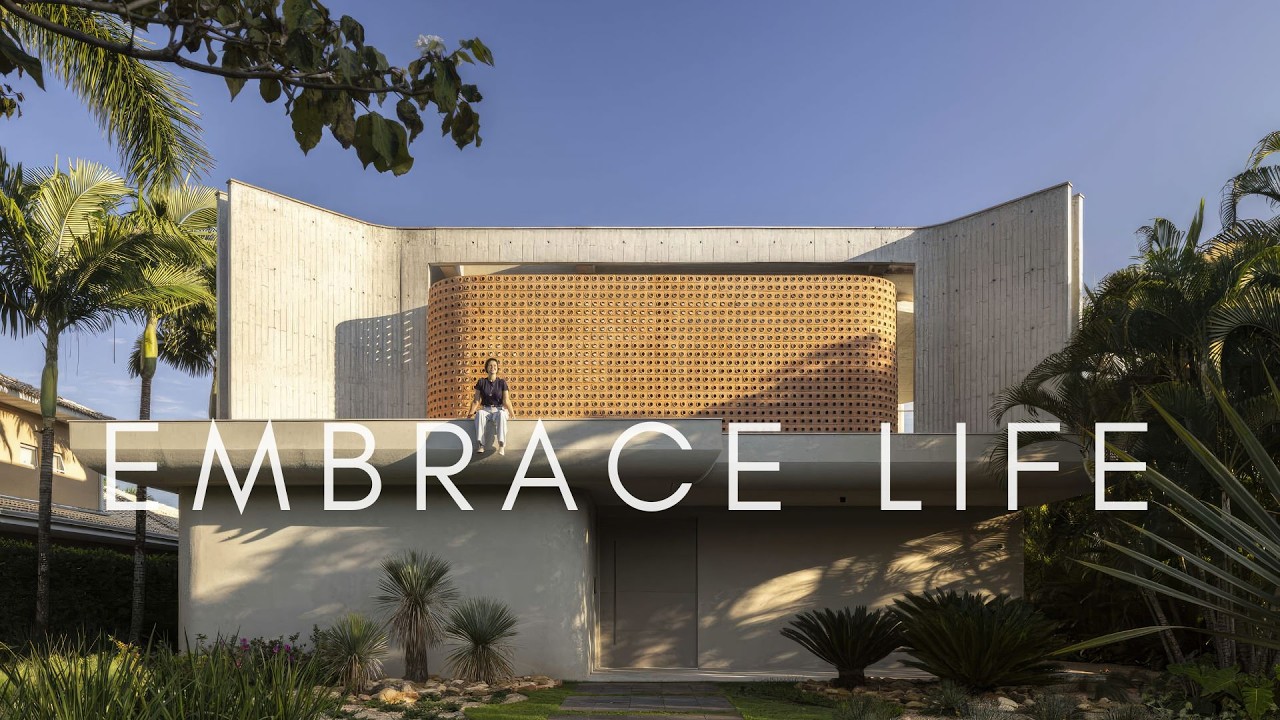 A Home Designed to Embrace Life