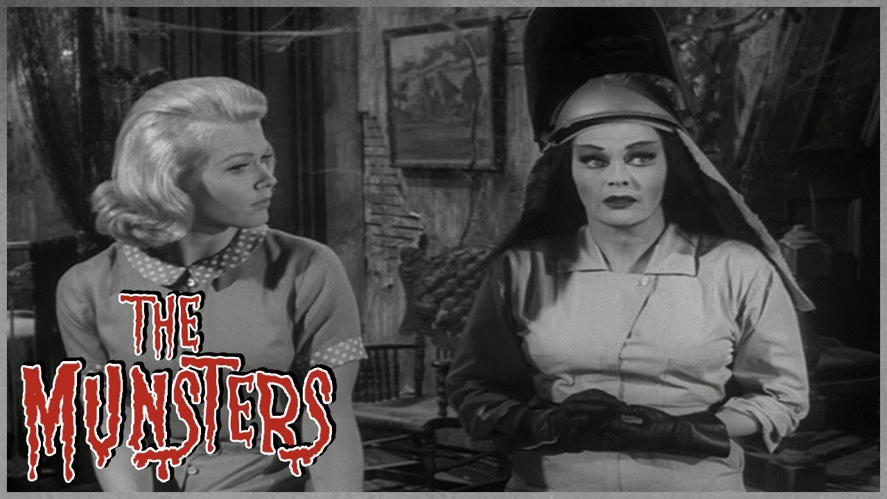Herman & Lilys Second Job | The Munsters