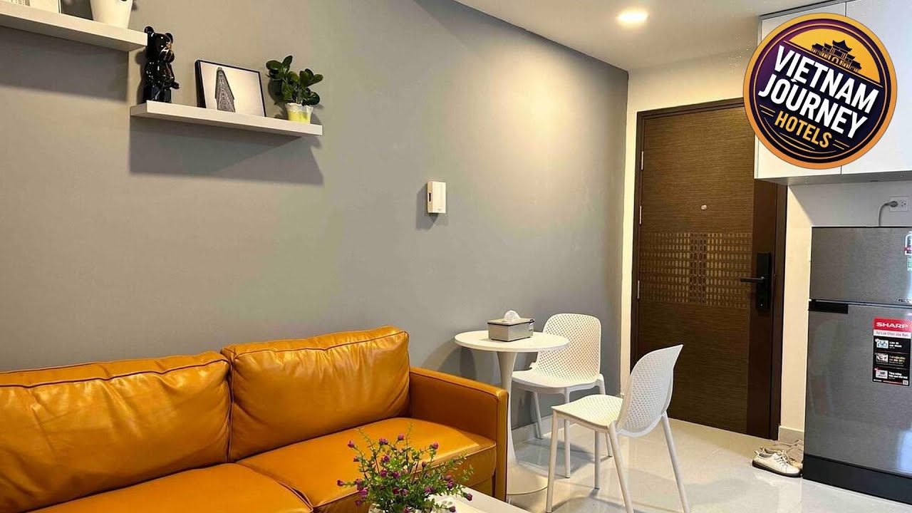 Soho Flat Central balcony D1 | Ho Chi Minh City, Vietnam | Hotel Review 🛏️