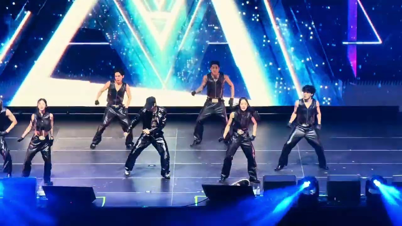 [4K] 250909 KAI | KAION México City 'reason' FANCAM