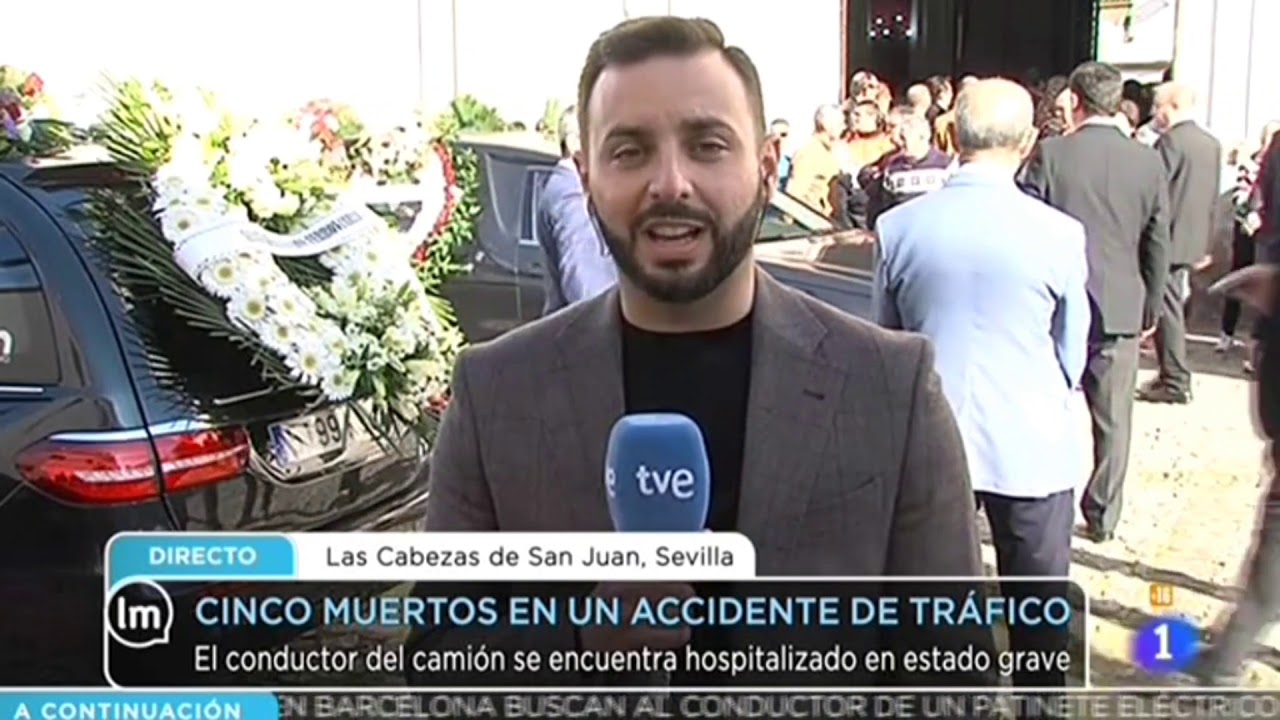 Funeral en Las Cabezas de San Juan por los 5 trabajadores fallecidos en accidente de tráfico