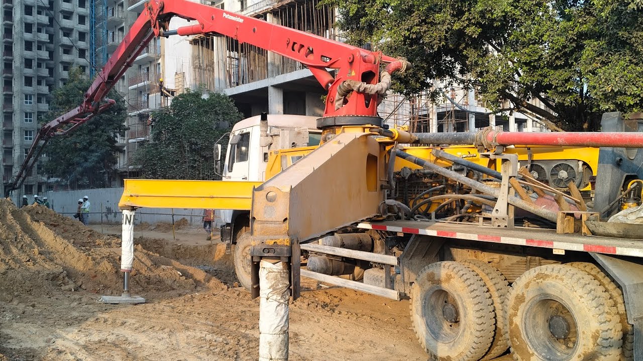Concrete Pouring by Pump 🏗️🚧 | Live Site Work #ConcretePouring#ConcretePump#ConcreteByPump#ncr 