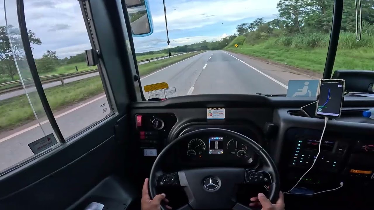 Motorista de ônibus,  na Fernão dias, viagens Satisfatória 