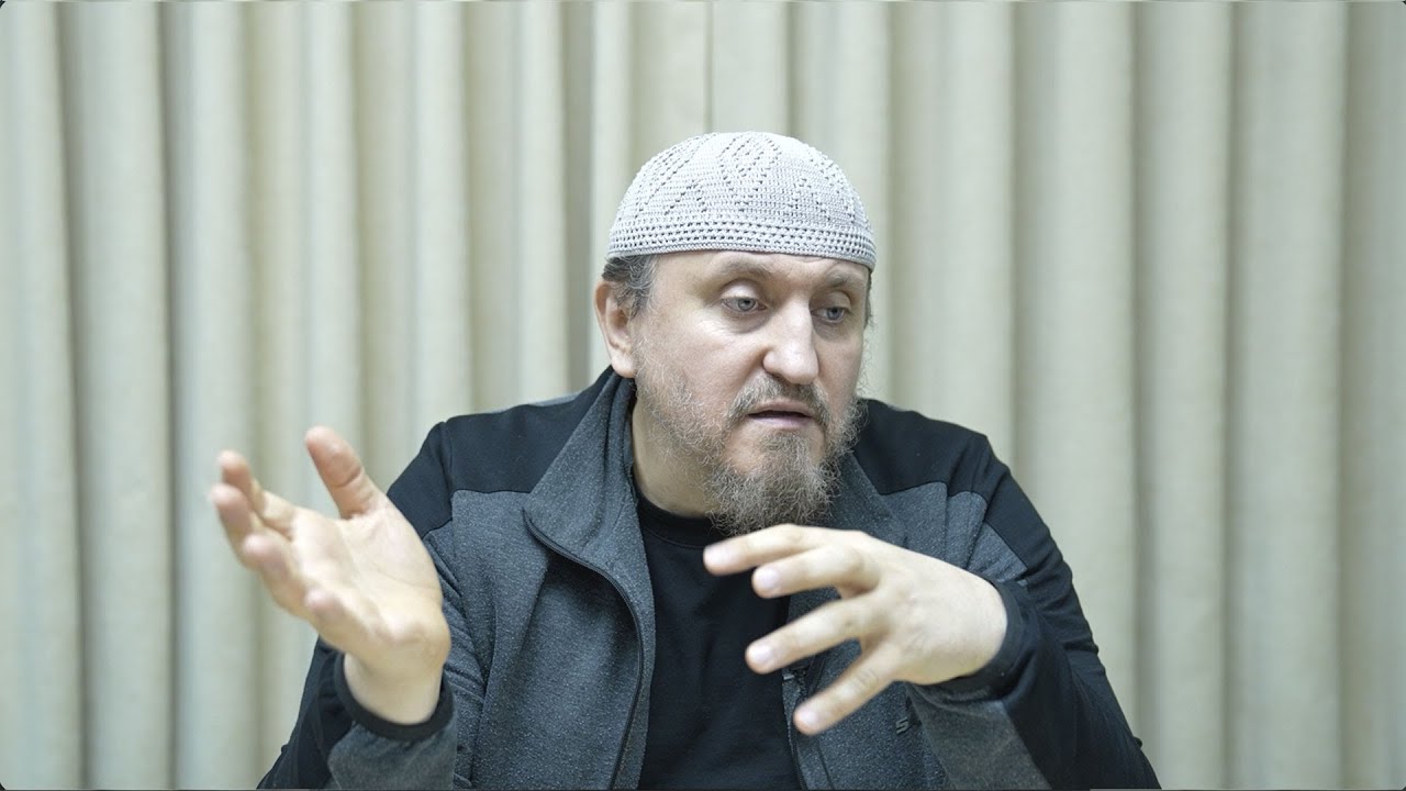 621. Глава, в которой разъясняется, что души шахидов живы в Раю и получают удел у своего Господа