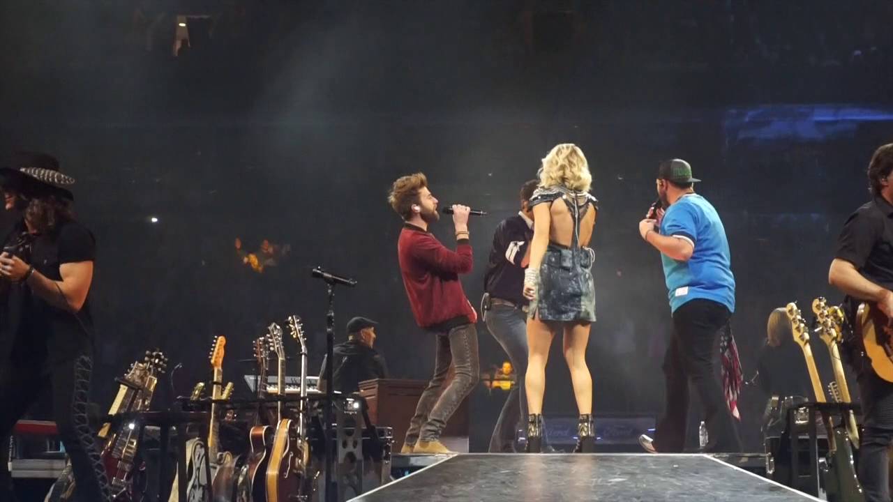 Carrie Underwood, Easton Corbin & Swon Brothers - Mountain Music