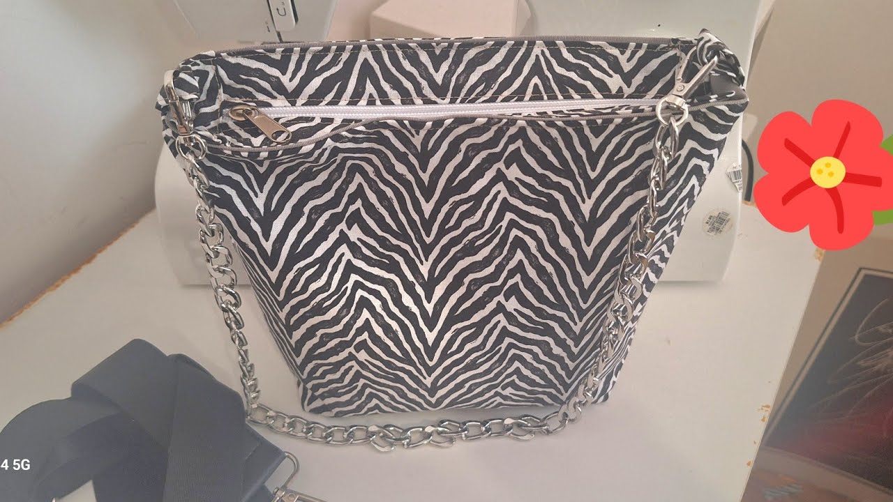 Simplicité et élégance en ces temps troublés Un sac polyvalent@CoutureAnaïs