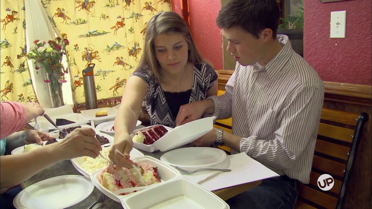 Bringing Up Bates - Piece Of Cake (Sneak Peek)