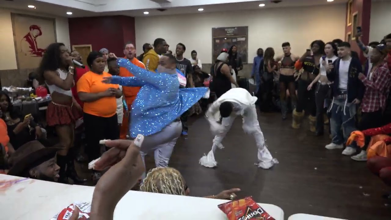 TWISTER VS SISTER @THE HUNGER GAMES KIKI BALL 2025