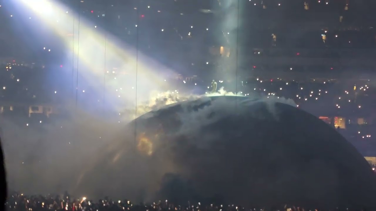 Kanye West- Runaway Live At Sofi Stadium April 1, 2026 (Ye Live in LA) 