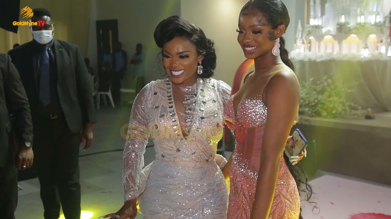IYABO OJO SURPRISES PRISCY WITH MONEY BOX AT HER 21ST BIRTHDAY PARTY