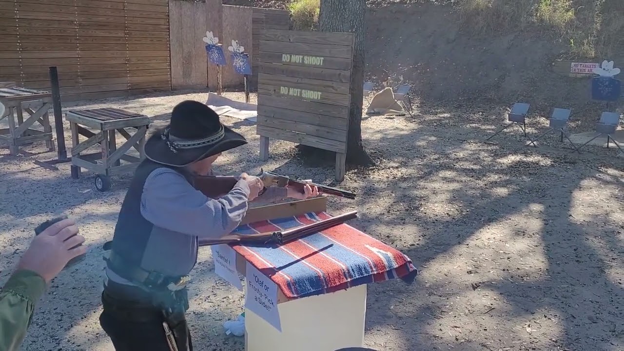 Rowdy Bill running a strong stage with the Lake County Pistoleros.