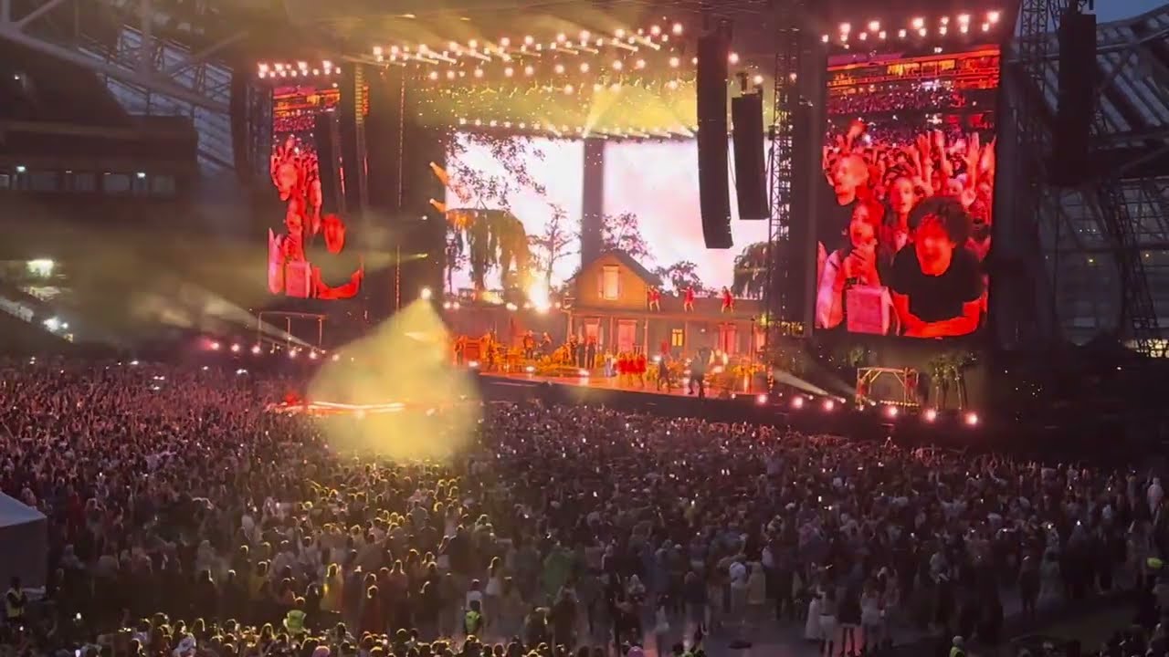 Lana Del Rey - Take Me Home, Country Roads - Live in Dublin (06/30/2025)