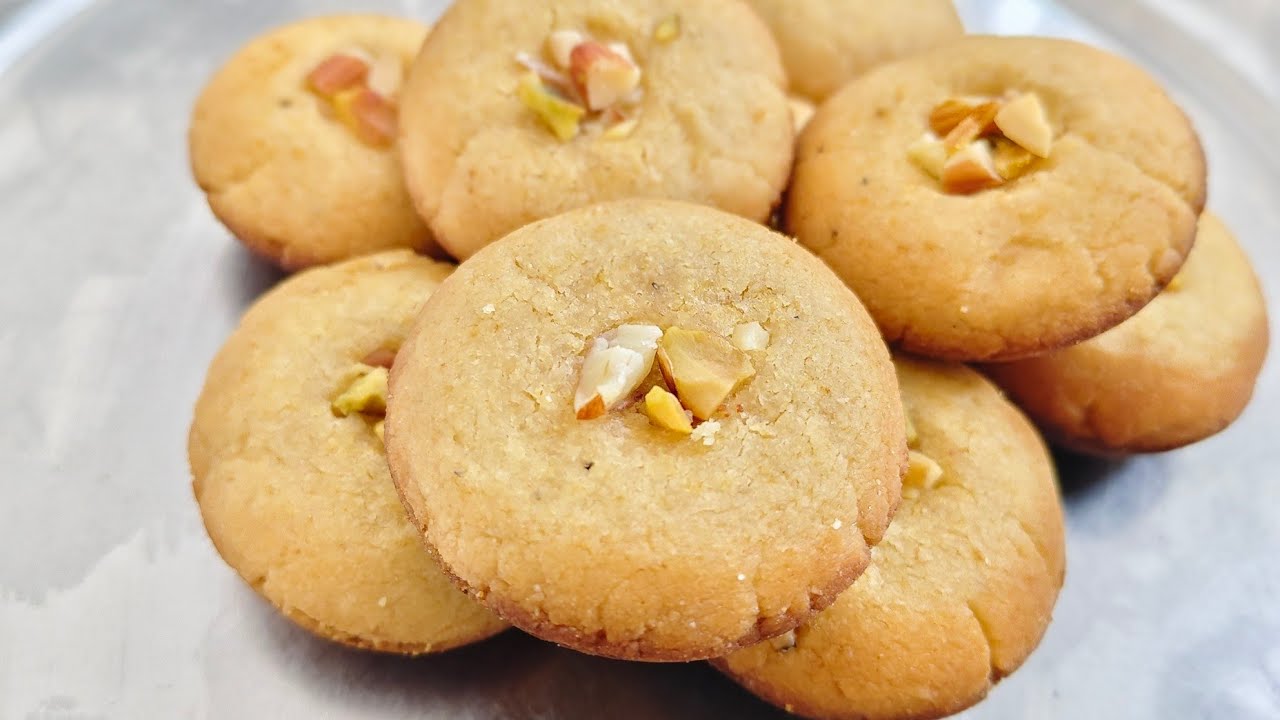 खुसखुशीत बेकरी स्टाईल  गव्हाच्या पिठाची नानकटाई.