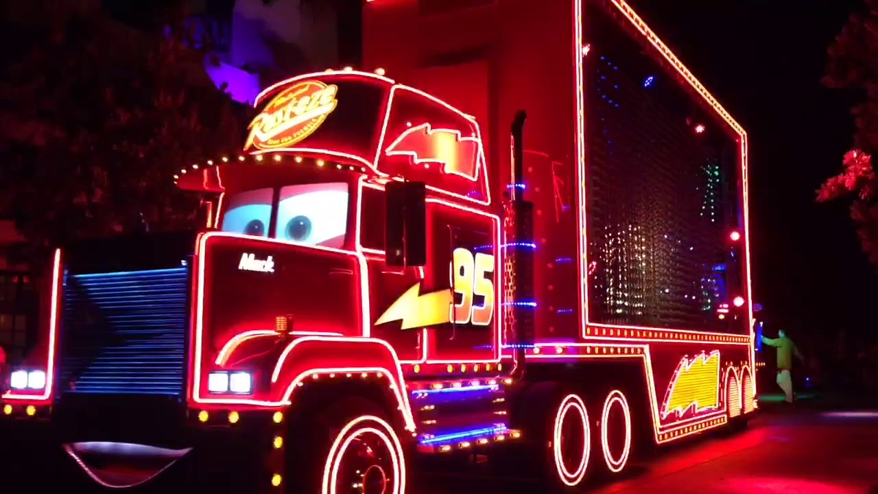 加州迪士尼冒險樂園-夜晚遊行⋯（2018年6月14日星期四）