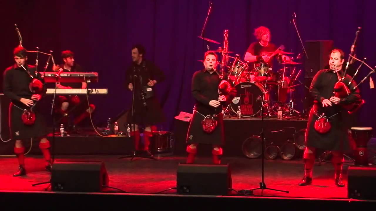 Red Hot Chilli Pipers 'Just for Willie' Live HD