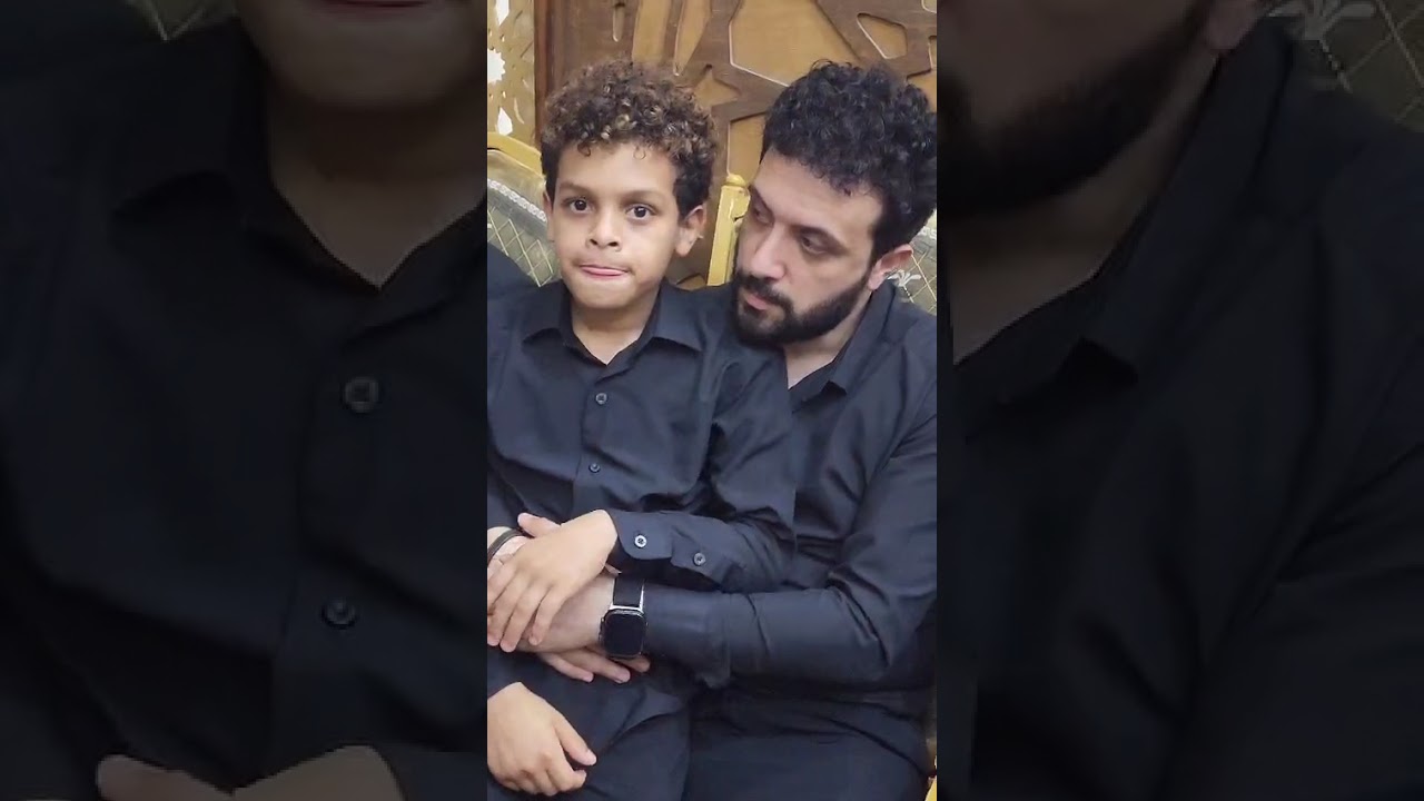 شاهد بالفيديو اقامه نقابه المهن الموسيقيه ع زاء للمطرب احمد عامر بحضور نقيب الموسيقيين مصطفى كامل