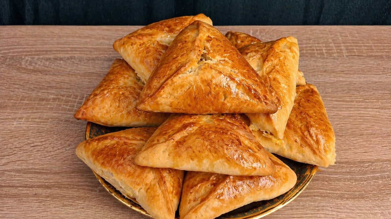 Пироги с мясом из дрожевого теста