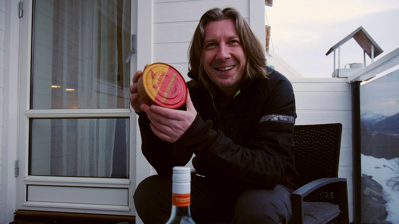 Surströmming - szwedzki śledź kiszony