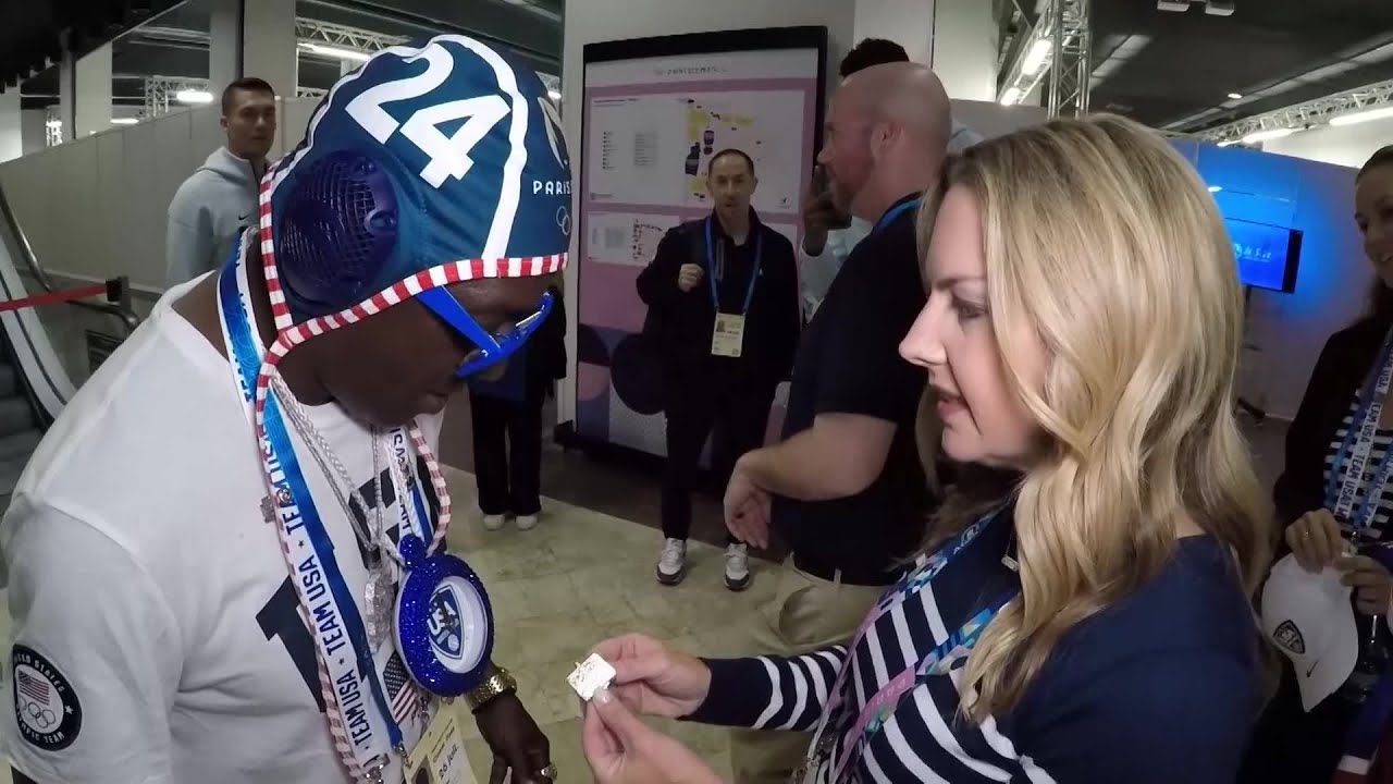 Hearst Olympic Correspondent Deirdre Fitzpatrick awards her medals for the Paris Olympics
