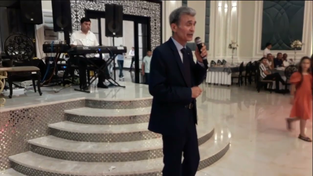 Vüqar Yusubov  __ Oglum  2022 .  Elçin şadlıq sarayı.