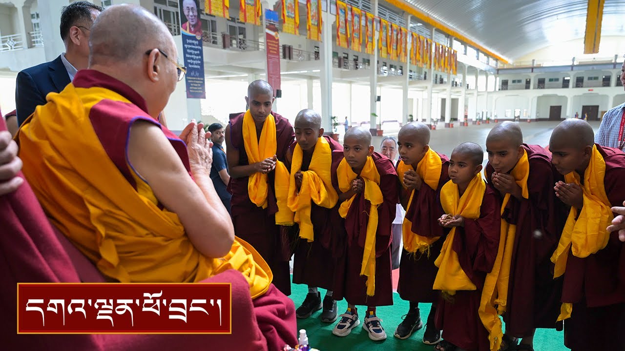 མོན་གྷོ་འདོད་རྒུ་གླིང་གི་དྭང་བླངས་སྐུ་སྲུང་བ་སོགས་ལ་མཇལ་ཁ།