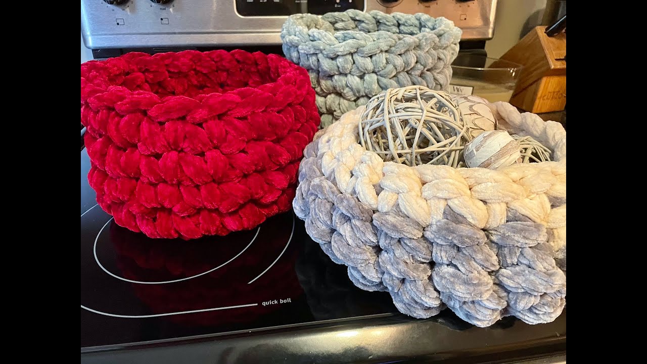 Chunky Velvet Knit Yarn hand crochet basket tutorial