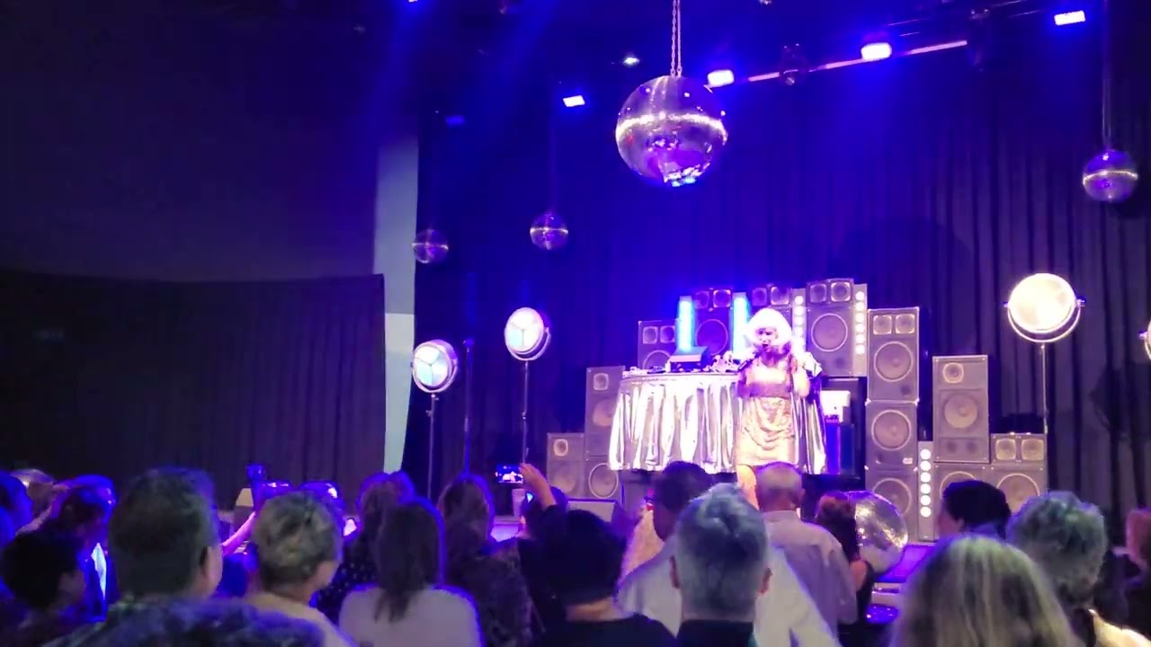 Linda Jo Rizzo (The Flirts) - Helpless (Live Stadthalle Krone Bautzen, 12.10.2024)#backto80s